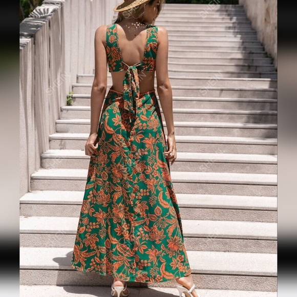 SHEIN Cute OUT Printed Dress Size L - Picture 3 of 4